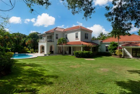 Magnolia luxury villa in Sandy Lane Estate in Barbados