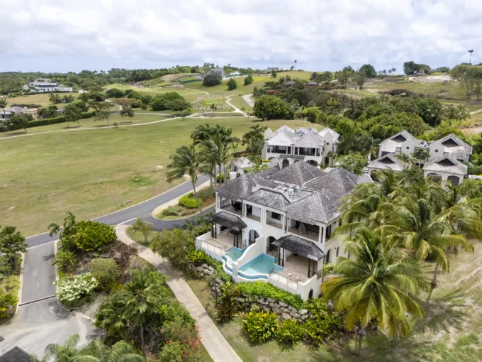 Hilltop #4 at Apes Hill Club is a stunning 4 bedroom, 4.5 bathroom luxury residence in Barbados.