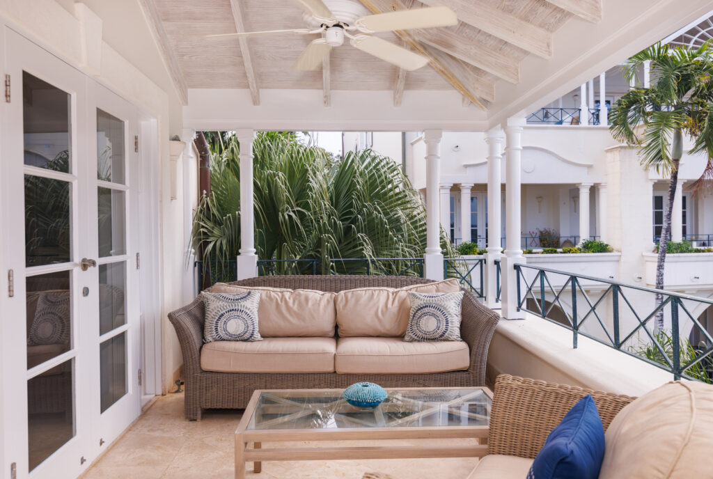 Schooner Bay 303 - (2)