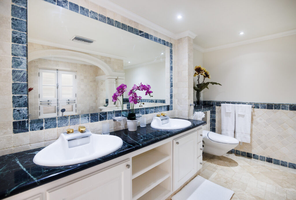 Schooner Bay 303 - (30)