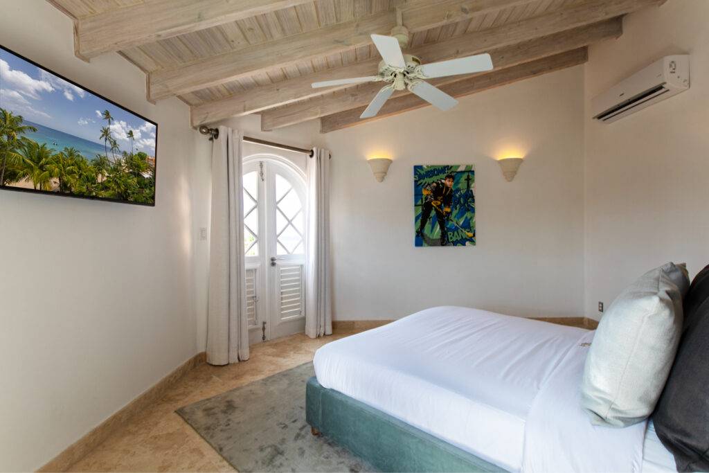 St. Peters Bay 501 Deluxe Penthouse - (13)