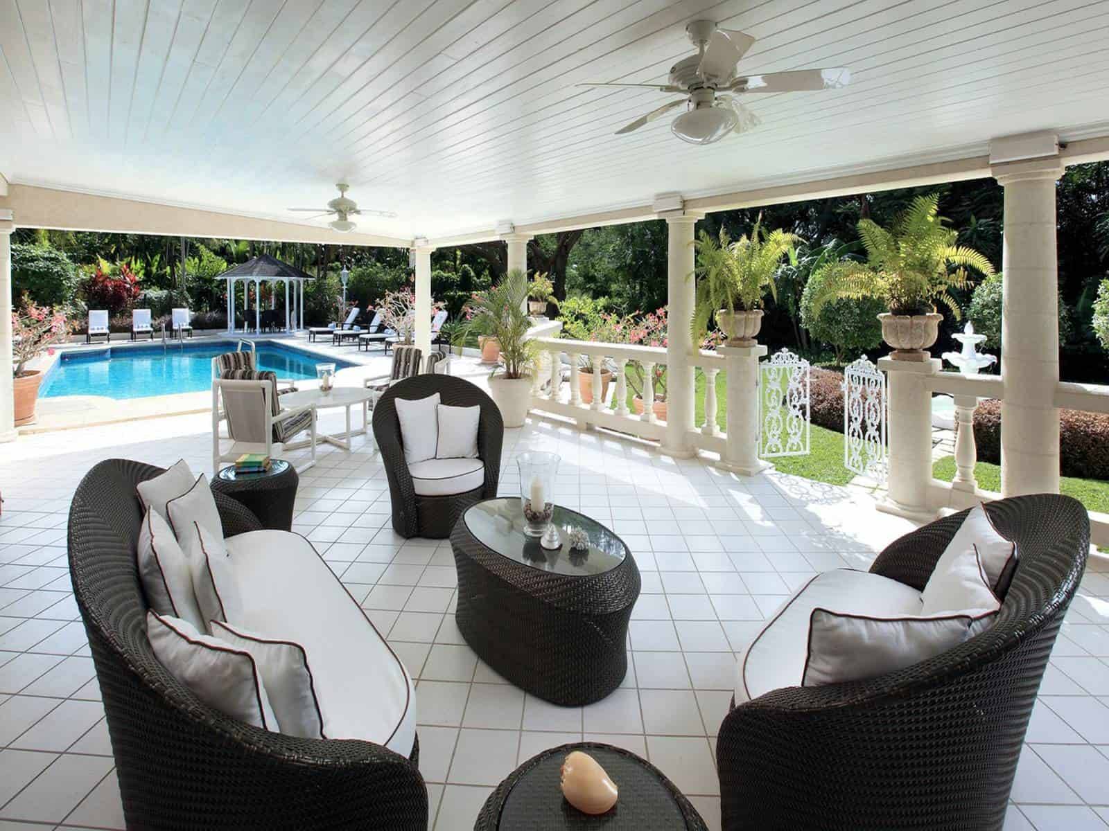 05_Spacious_terrace