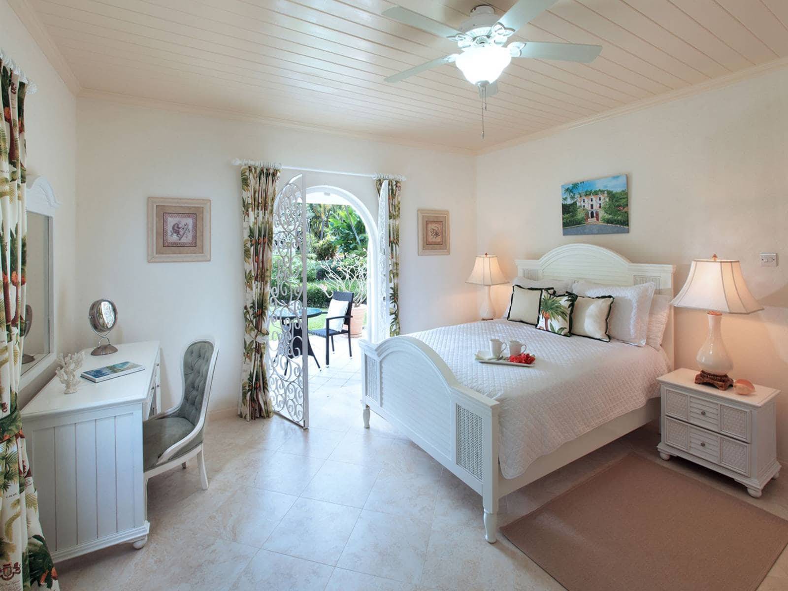 12_Guest_bedroom
