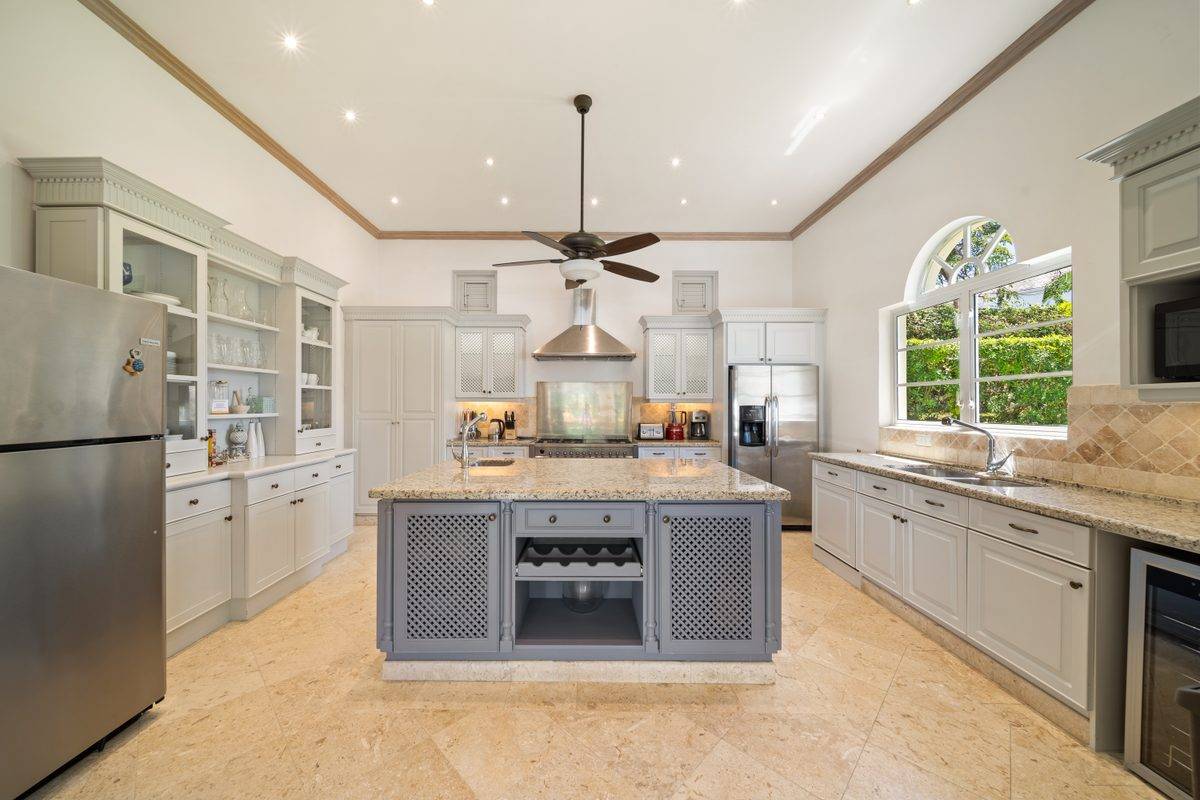 Ixora-Royal-Westmoreland MG rental - (41)