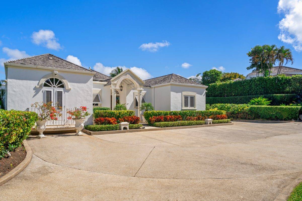 Ixora-Royal-Westmoreland MG rental - (8)