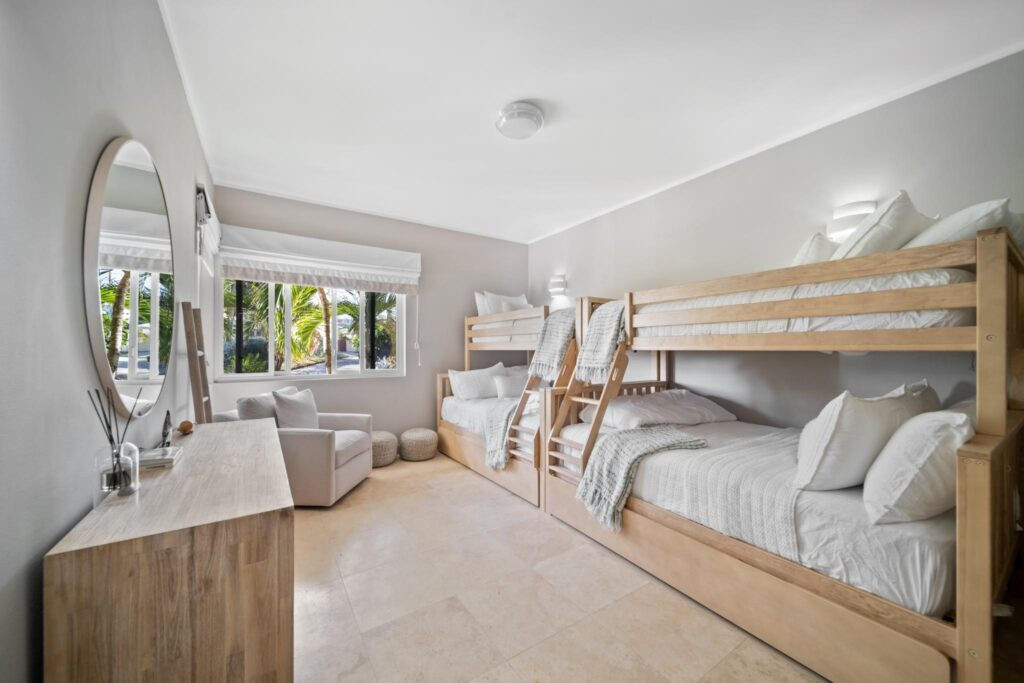 Petros Villa - MG STR - (48)