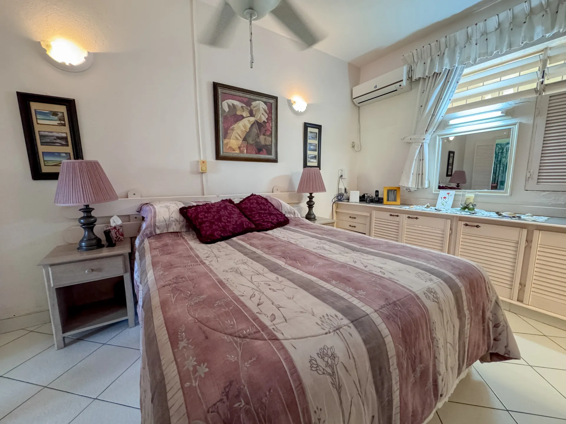 Golden View 106