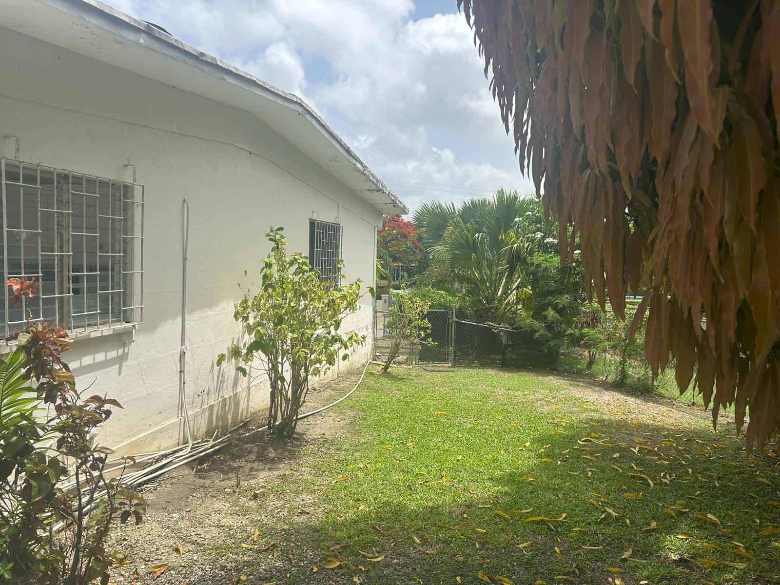 Sunset Crest, Mayhoe Avenue 212 - (23)