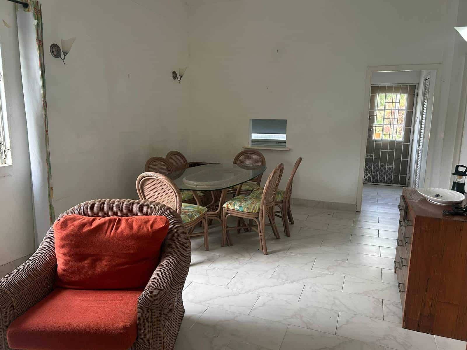 Sunset Crest, Mayhoe Avenue 212 - (5)