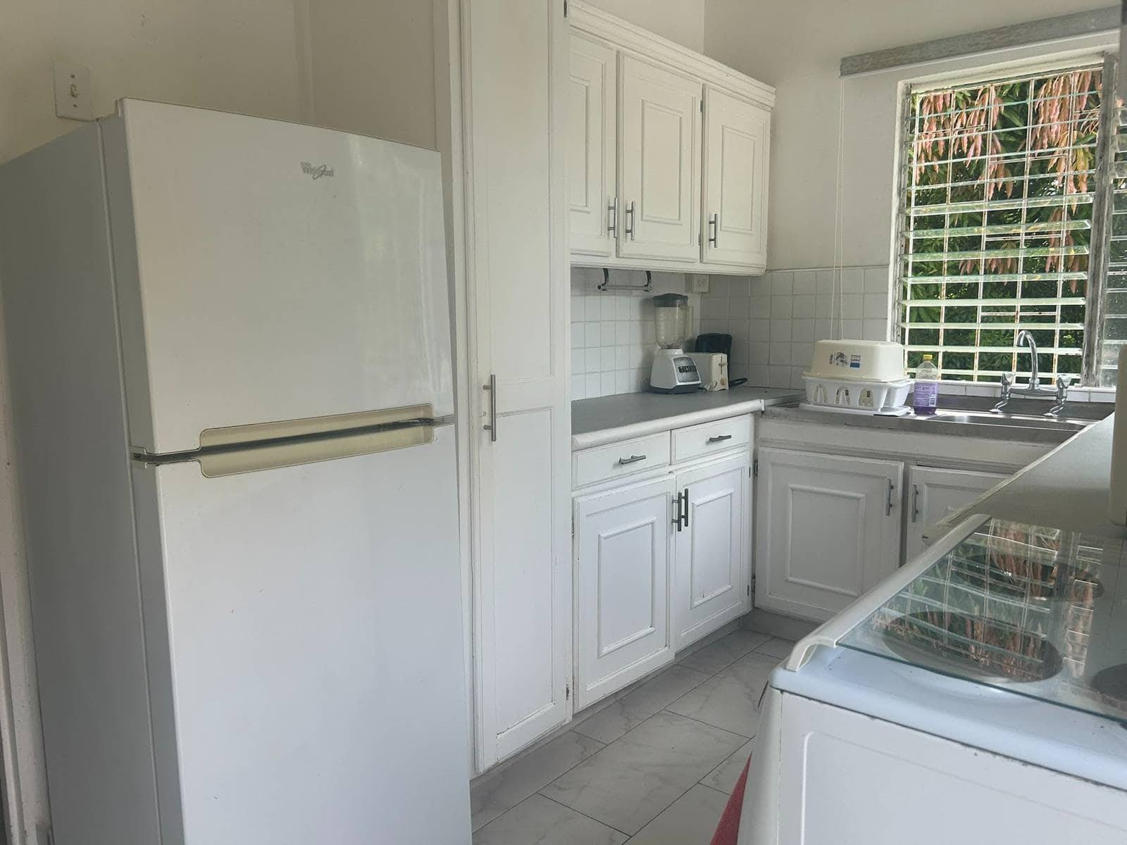 Sunset Crest, Mayhoe Avenue 212 - (8)