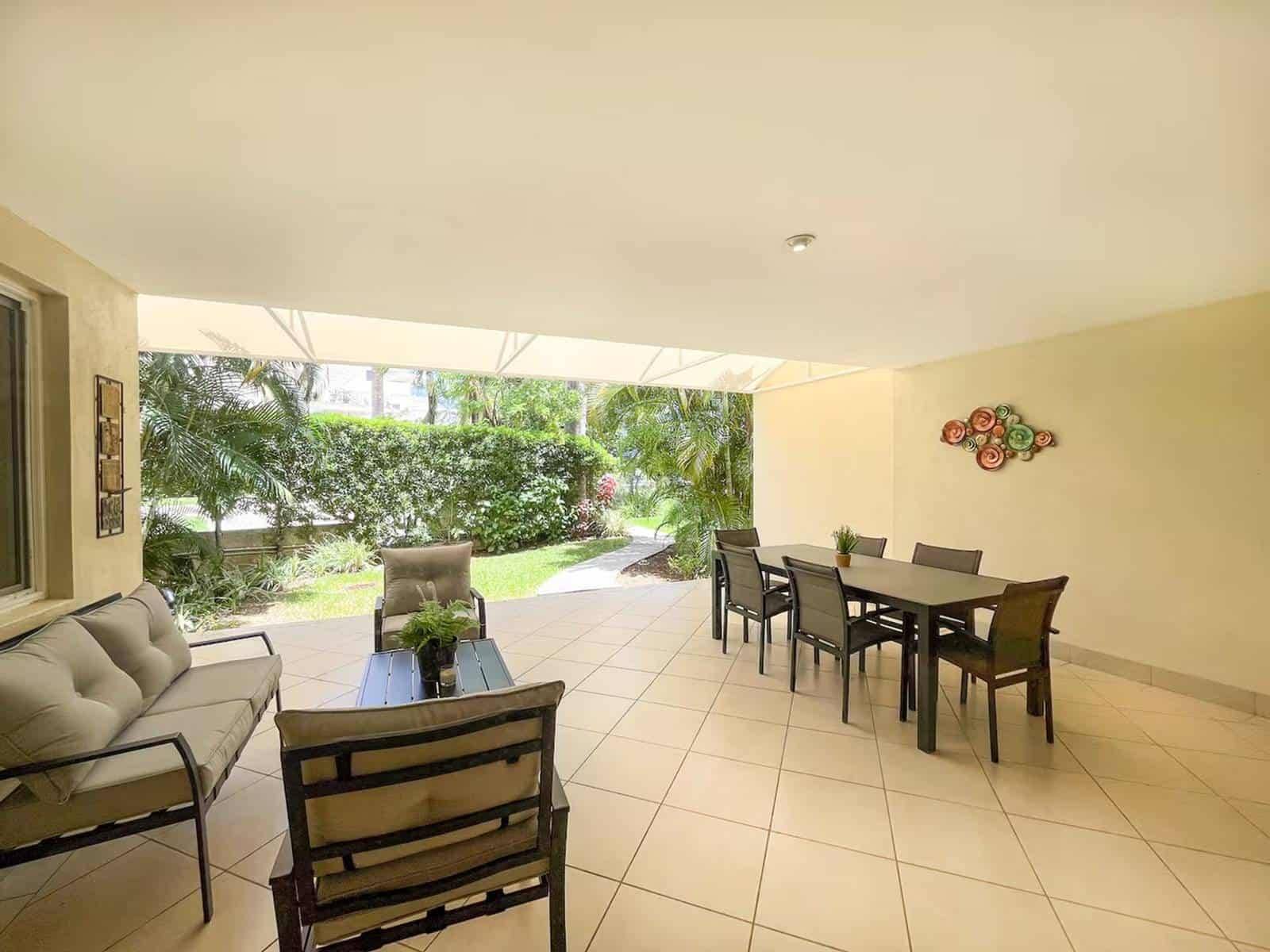 Palm Beach 107