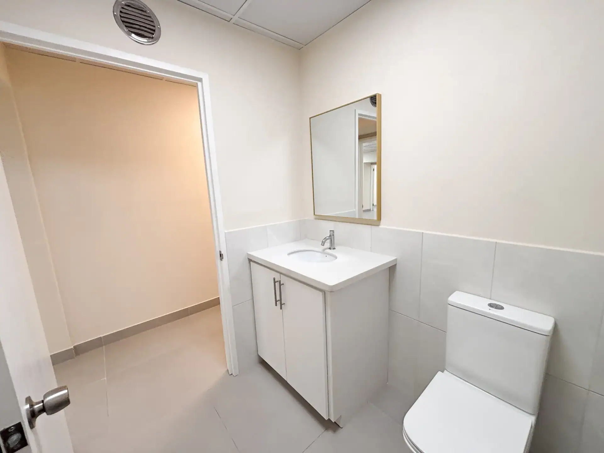 Pine Medical Centre Suite 2