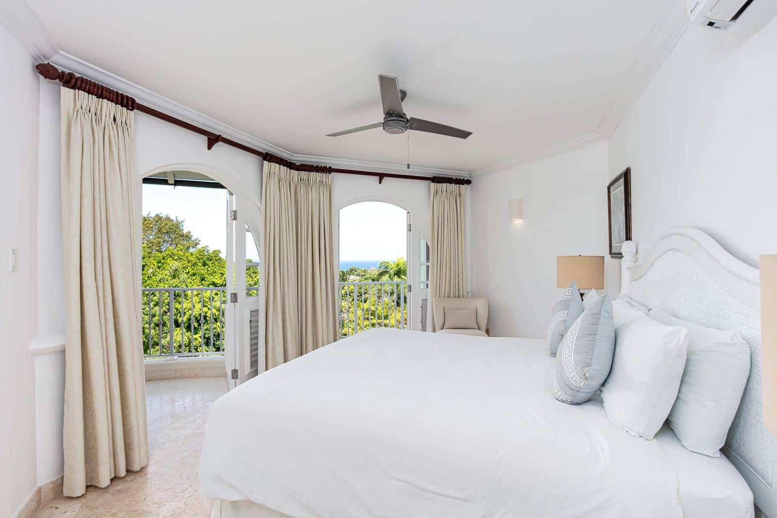 Royal Apartment 132